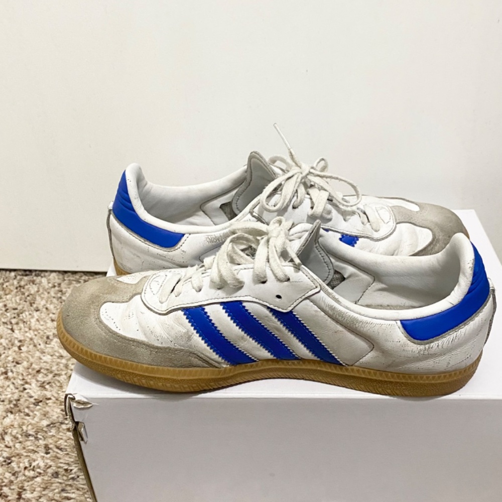 *****SOLD*****Adidas Samba Size 6 1/2 Women”s  Classic White  Sneakers , - Picture 2 of 11